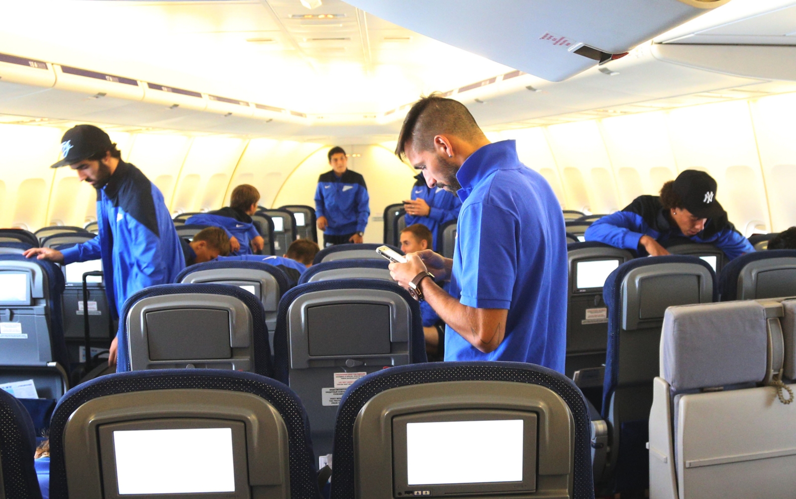 «Зенит» прилетел в Мадрид в  преддверии матча Атлетико — Зенит