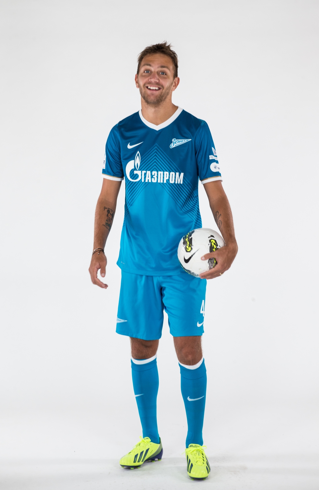 Фотосессия Доменико Кришито, защитник ФК «Зенит»