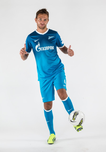 Фотосессия Доменико Кришито, защитник ФК «Зенит»