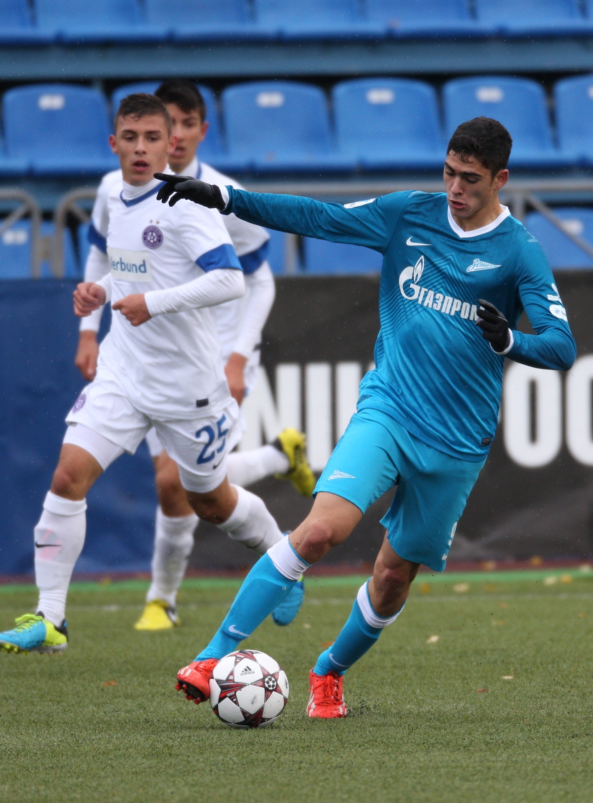 Лига чемпионов УЕФА, юношеский турнир, «Зенит»-м —  «Аустрия»-м.