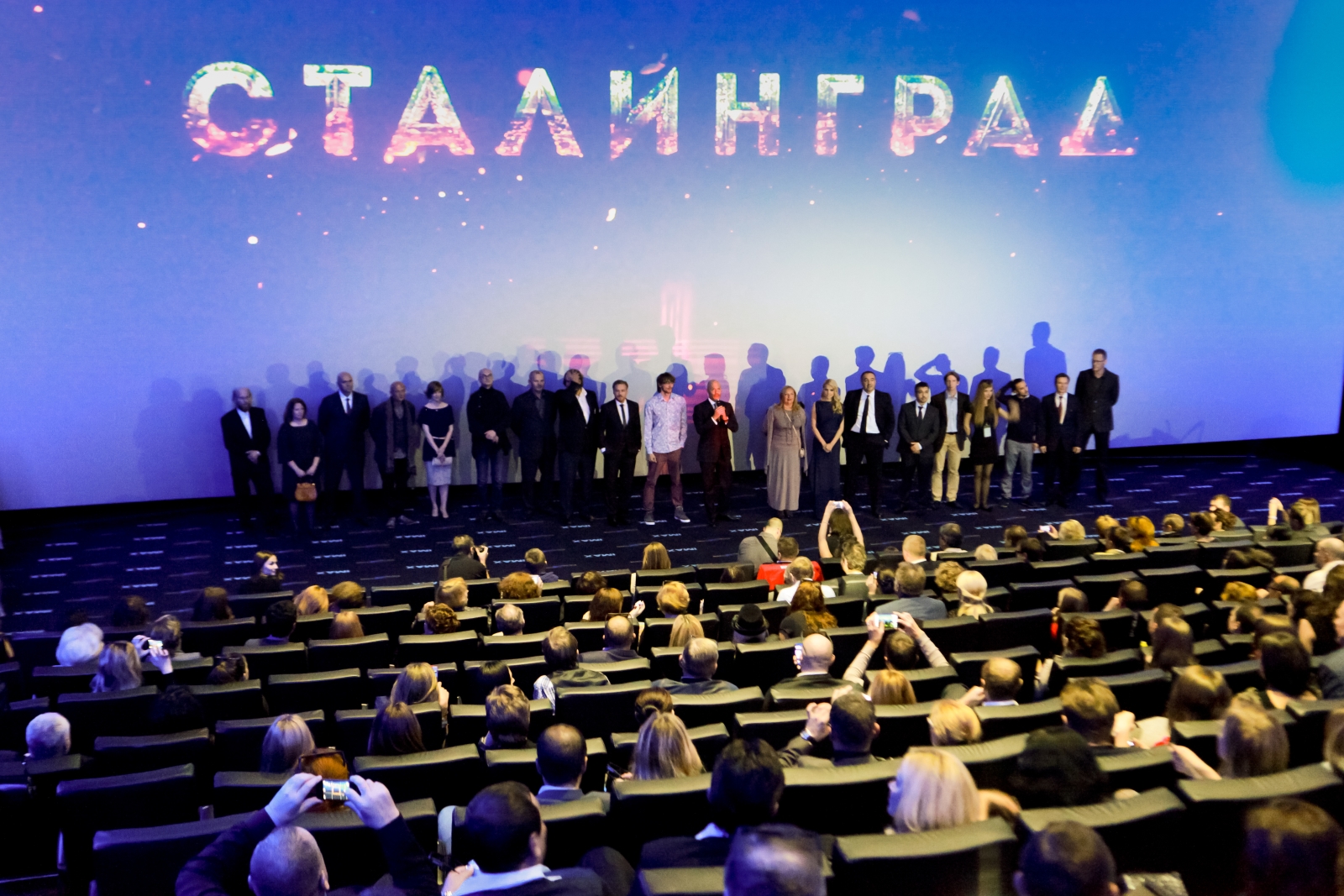 Полузащитники «Зенита» Широков, Зырянов и Аршавин посетили премьеру фильма «Сталинград»