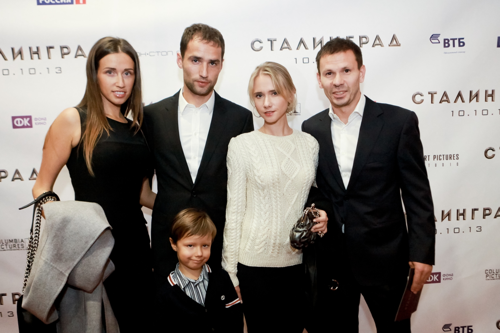 Полузащитники «Зенита» Широков, Зырянов и Аршавин посетили премьеру фильма «Сталинград»