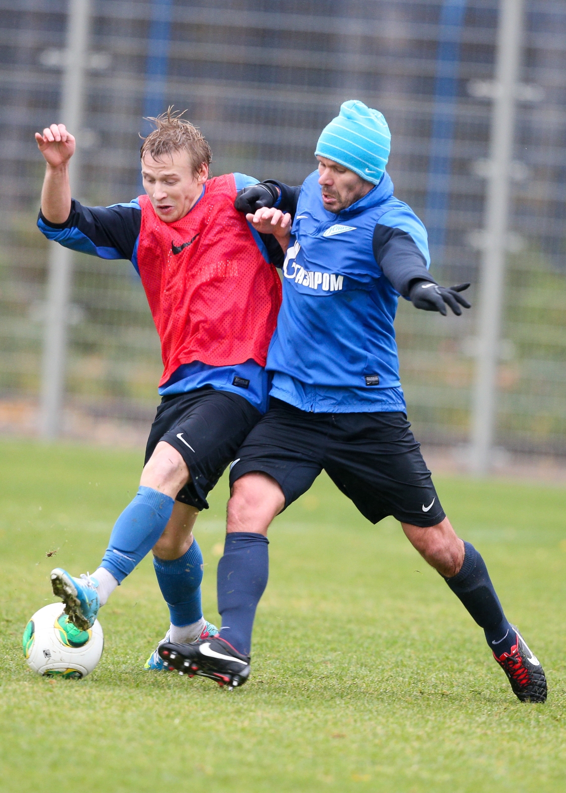 Контрольный матч между основным составом ФК «Зенит» — «Зенит-2»