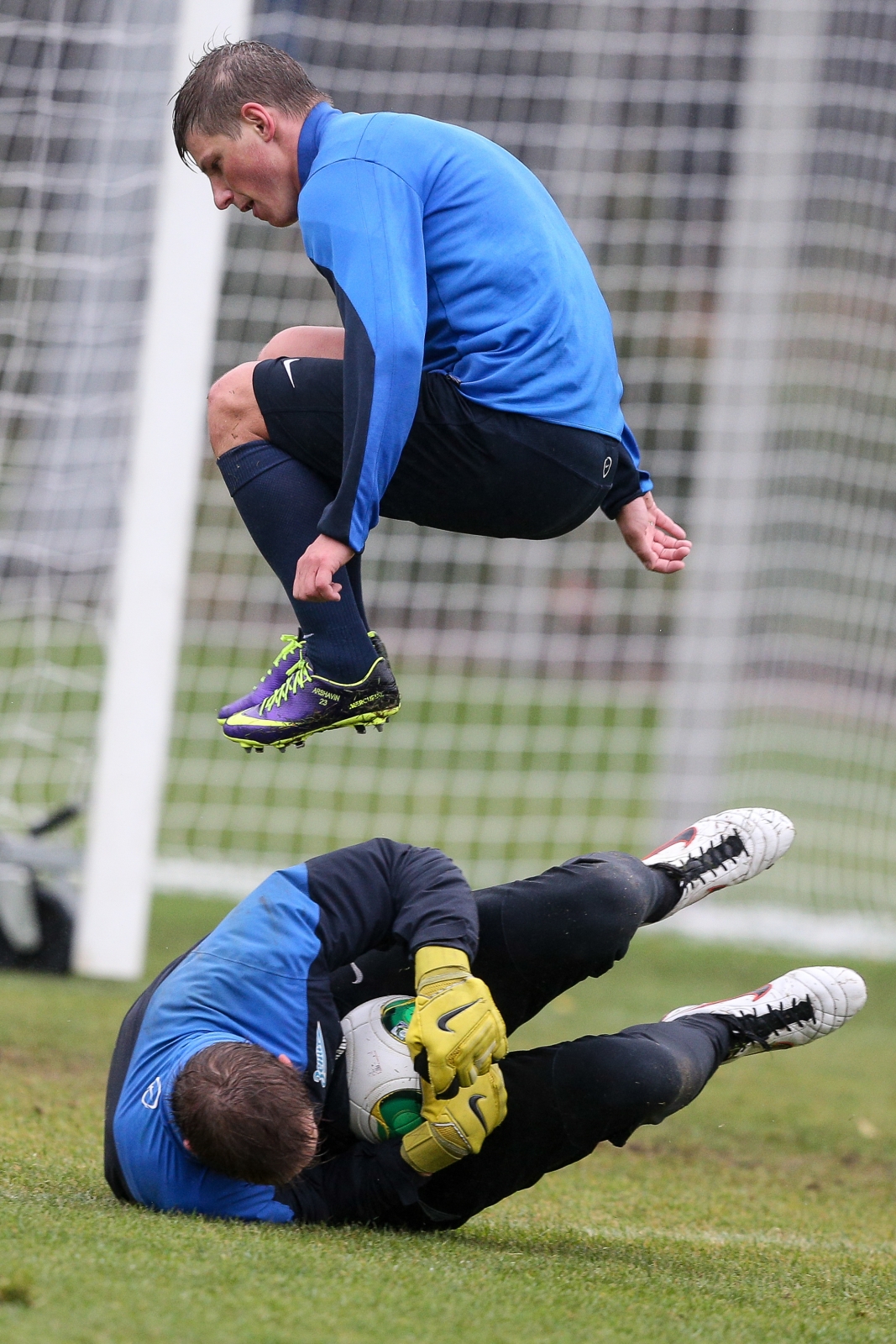 Контрольный матч между основным составом ФК «Зенит» — «Зенит-2»