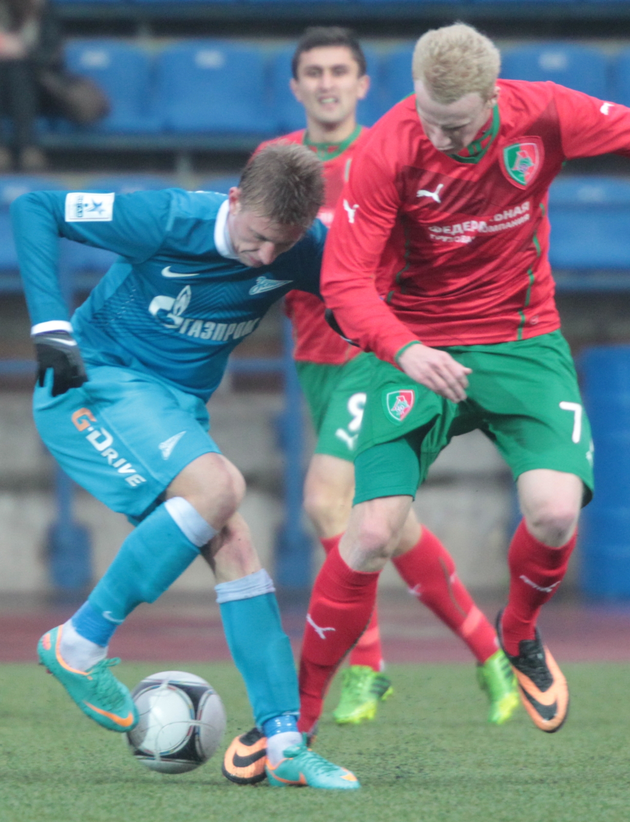 21-й тур первенства второго дивизиона зоны «Запад». Матч между ФК «Зенит»-2 и ФК «Локомотив-2»