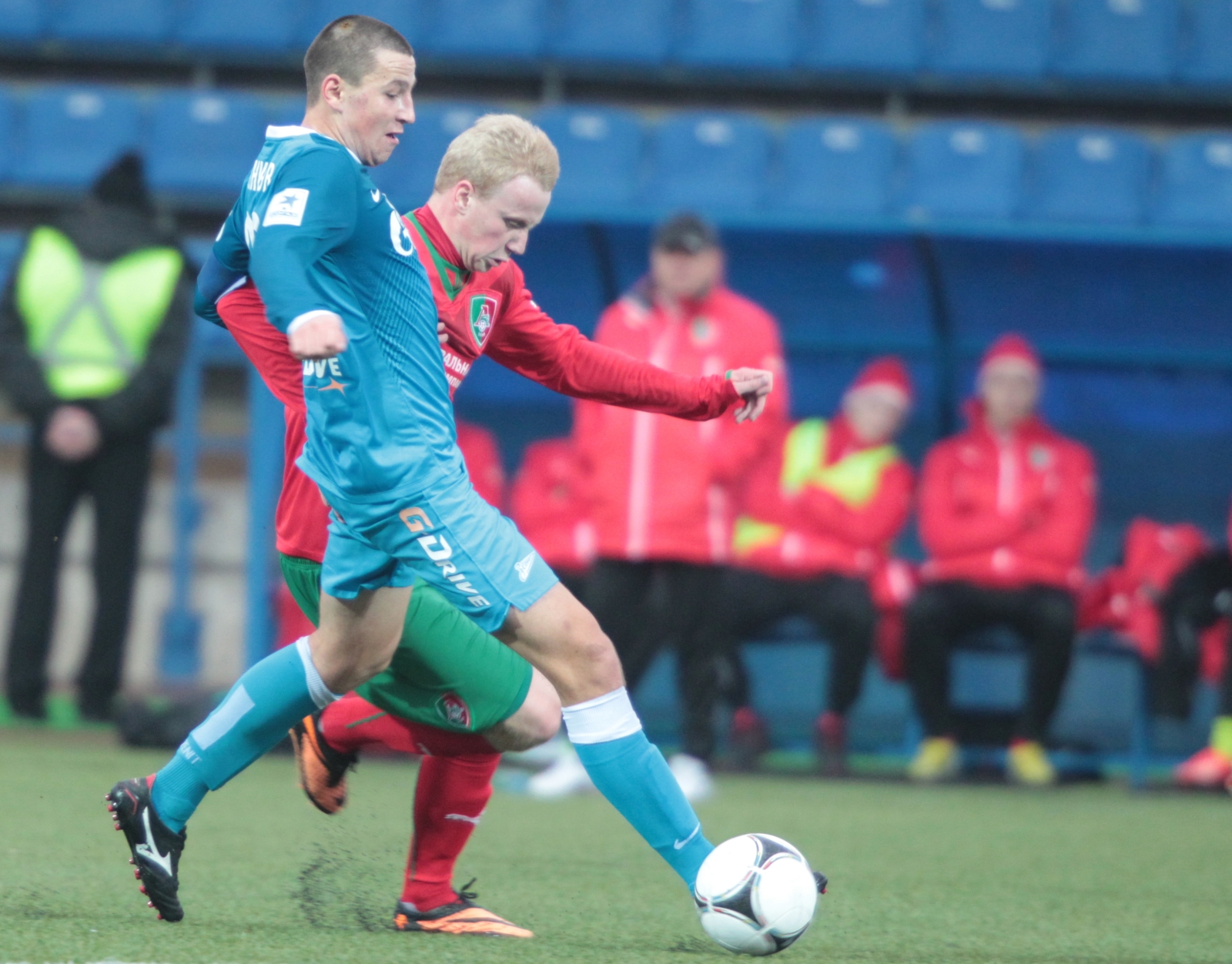 21-й тур первенства второго дивизиона зоны «Запад». Матч между ФК «Зенит»-2 и ФК «Локомотив-2»