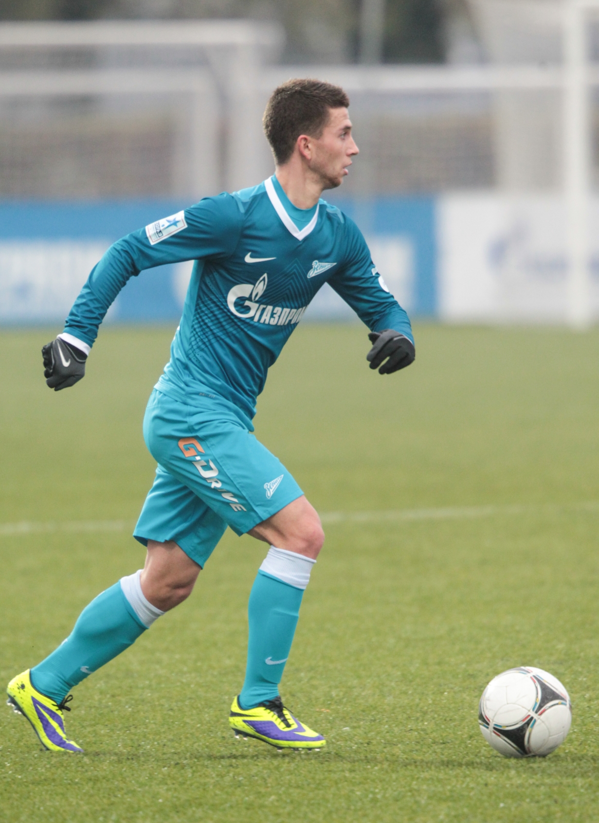 21-й тур первенства второго дивизиона зоны «Запад». Матч между ФК «Зенит»-2 и ФК «Локомотив-2»