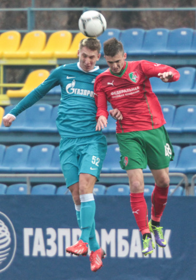 21-й тур первенства второго дивизиона зоны «Запад». Матч между ФК «Зенит»-2 и ФК «Локомотив-2»