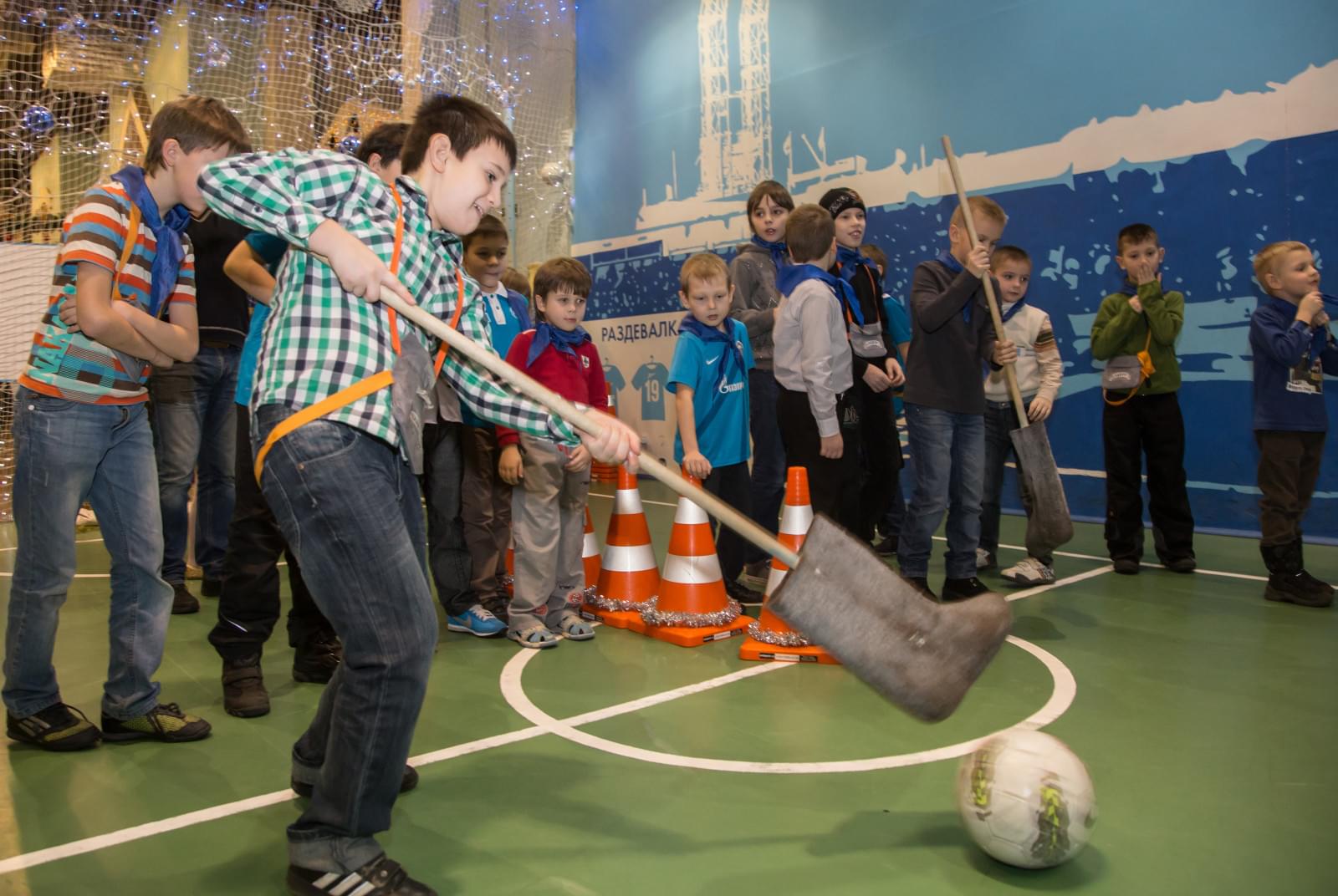 Новогодняя елка для детей «Зенит-Фан» в «Кидбурге»
