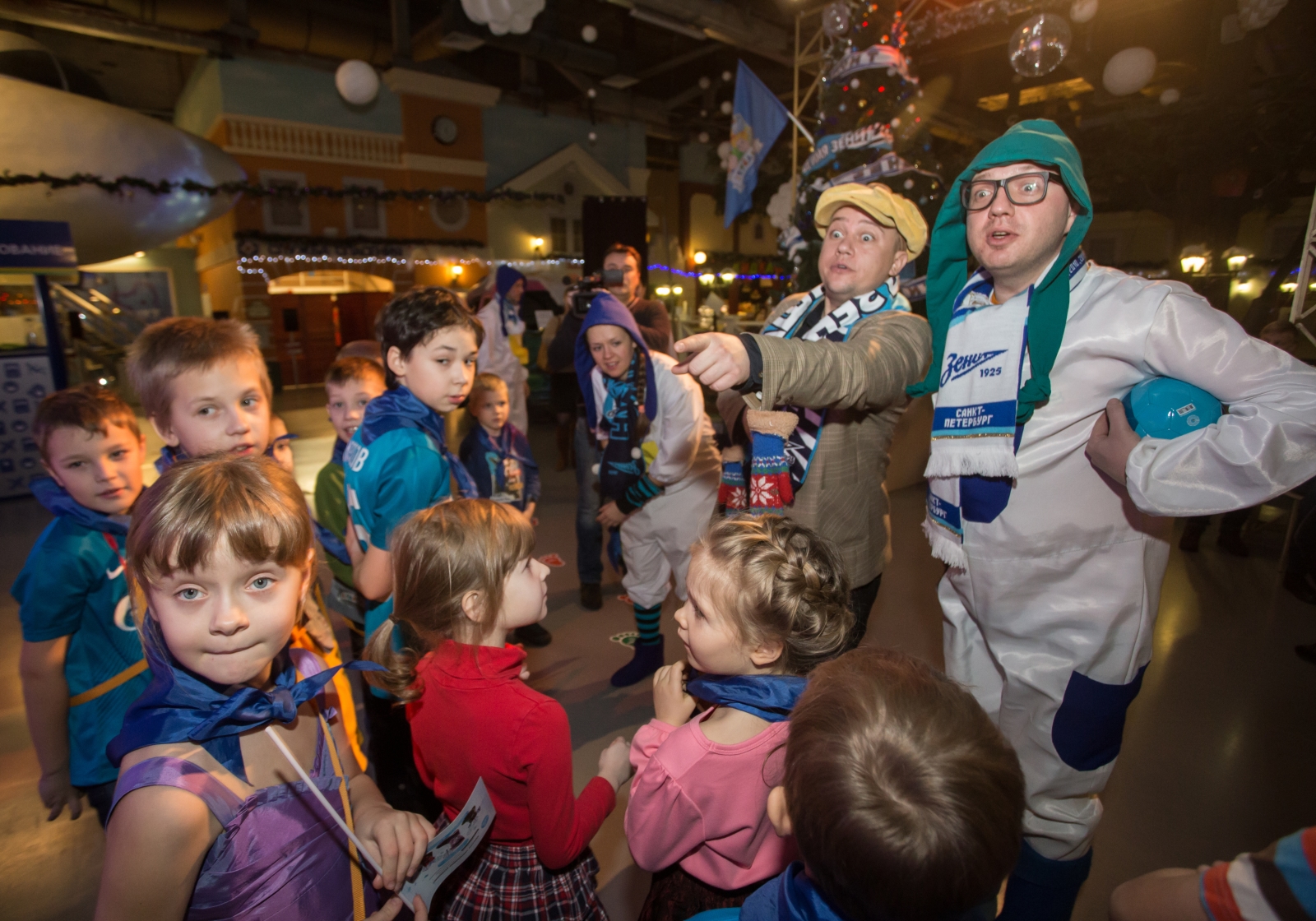 Новогодняя елка для детей «Зенит-Фан» в «Кидбурге»