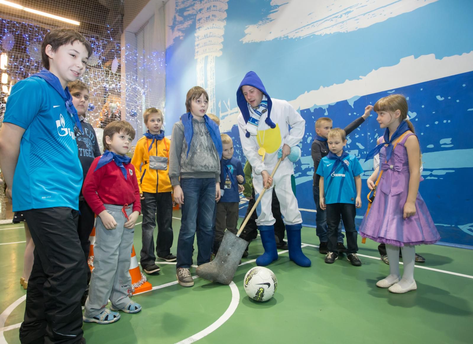 Новогодняя елка для детей «Зенит-Фан» в «Кидбурге»