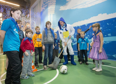 Новогодняя елка для детей «Зенит-Фан» в «Кидбурге»