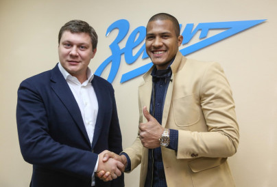 Саломон Рондон заключил контракт с «Зенитом»