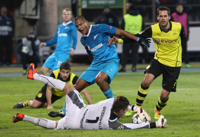 Светлана Лебедева посетили учебно-тренировочную базу ФК «Зенит»