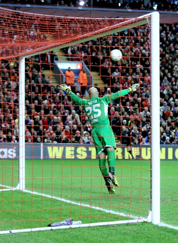 Лига Европы УЕФА 2012/2013,  «Ливерпуль» — «Зенит»