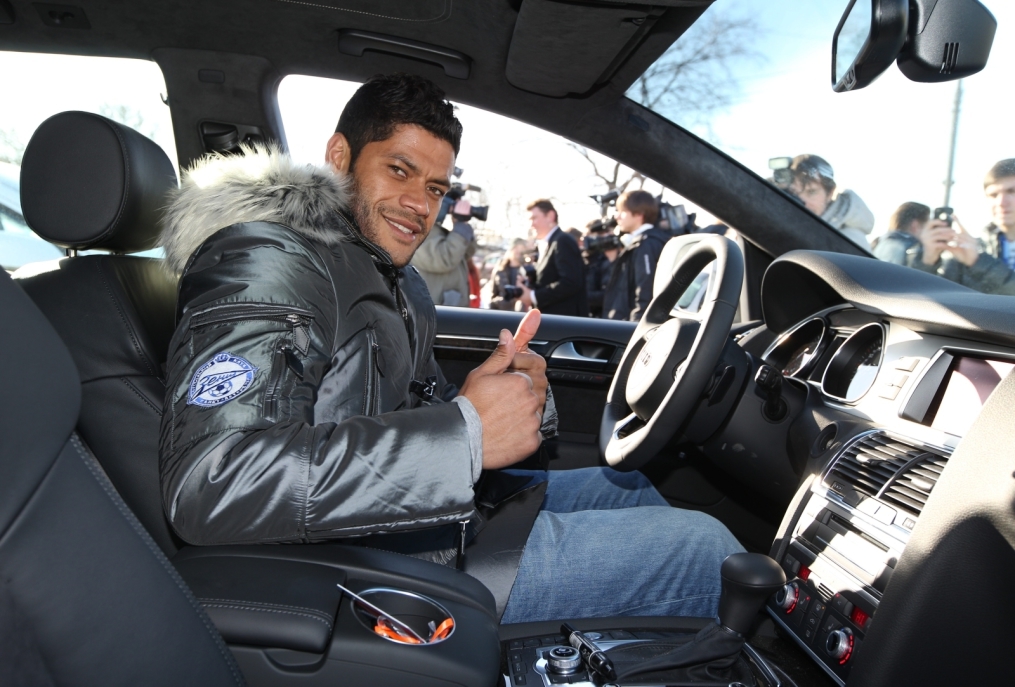 «Зенит» — получил в подарок автомобили «Ауди»