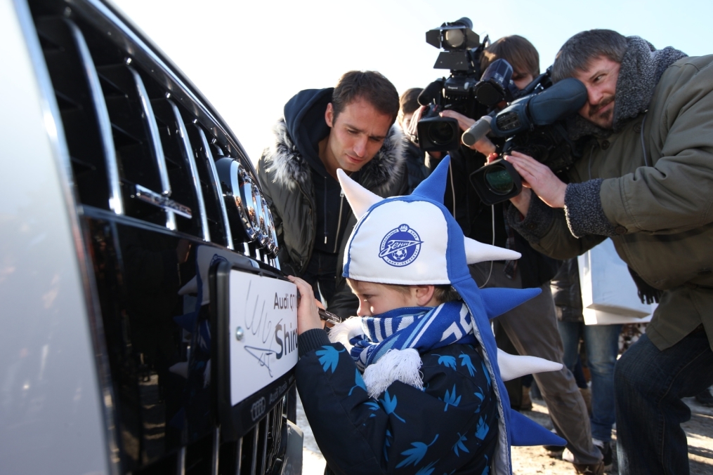 «Зенит» — получил в подарок автомобили «Ауди»