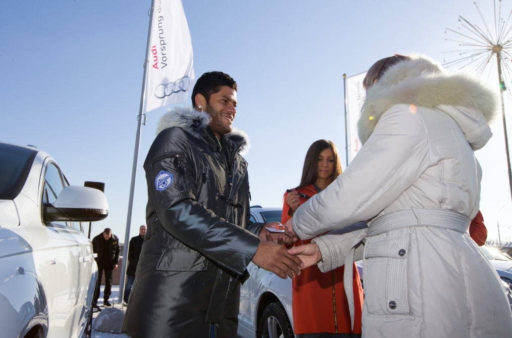 «Зенит» — получили в подарок автомобили «Ауди»
