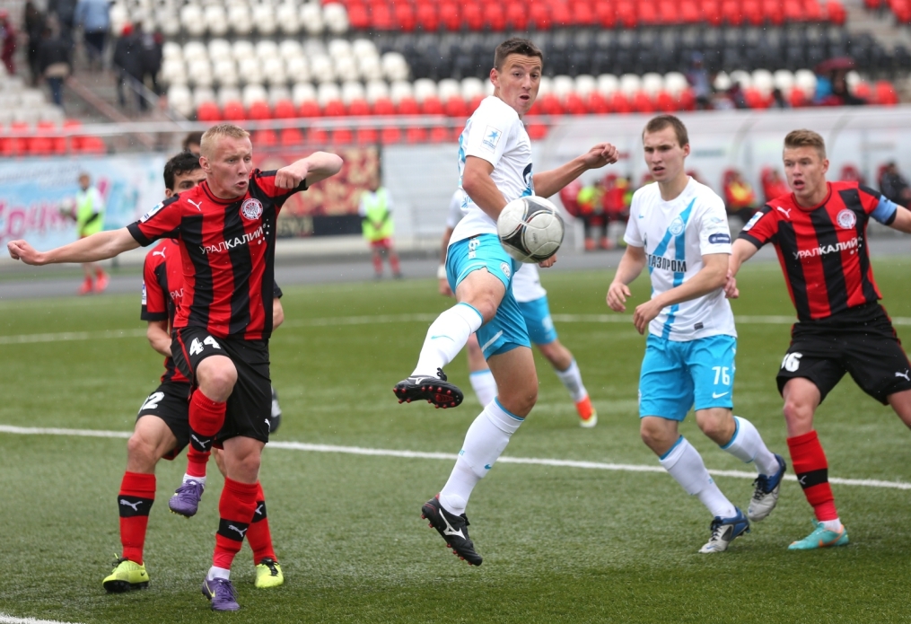 Матч Первенства России среди молодежных команд «Амкар» — «Зенит»