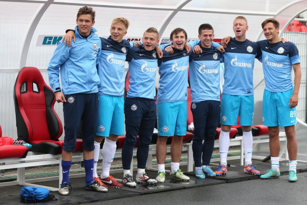 Матч Первенства России среди молодежных команд «Амкар» — «Зенит»
