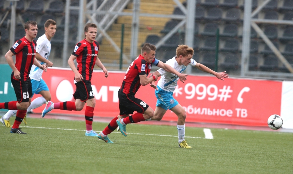 Матч Первенства России среди молодежных команд «Амкар» — «Зенит»