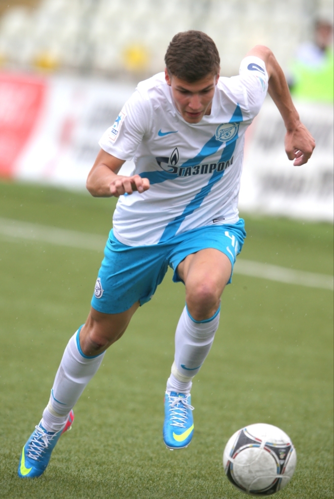 Матч Первенства России среди молодежных команд «Амкар» — «Зенит»