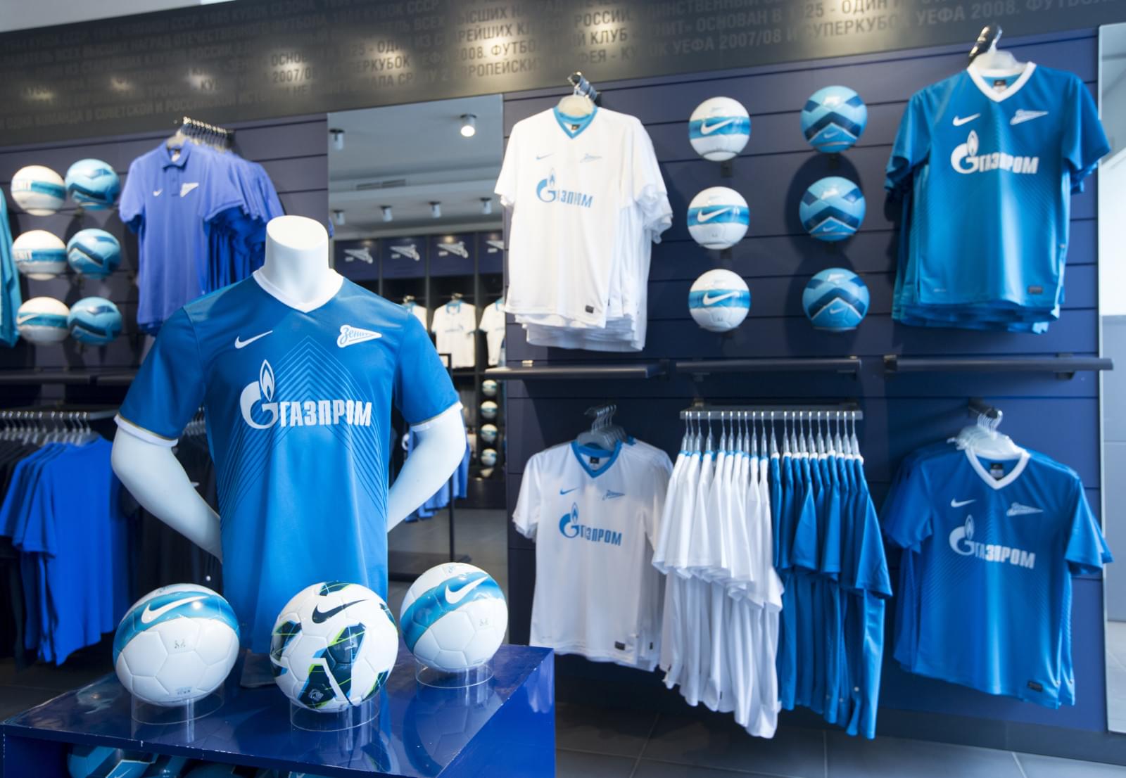 ФК «Зенит» официально презентовал новичков