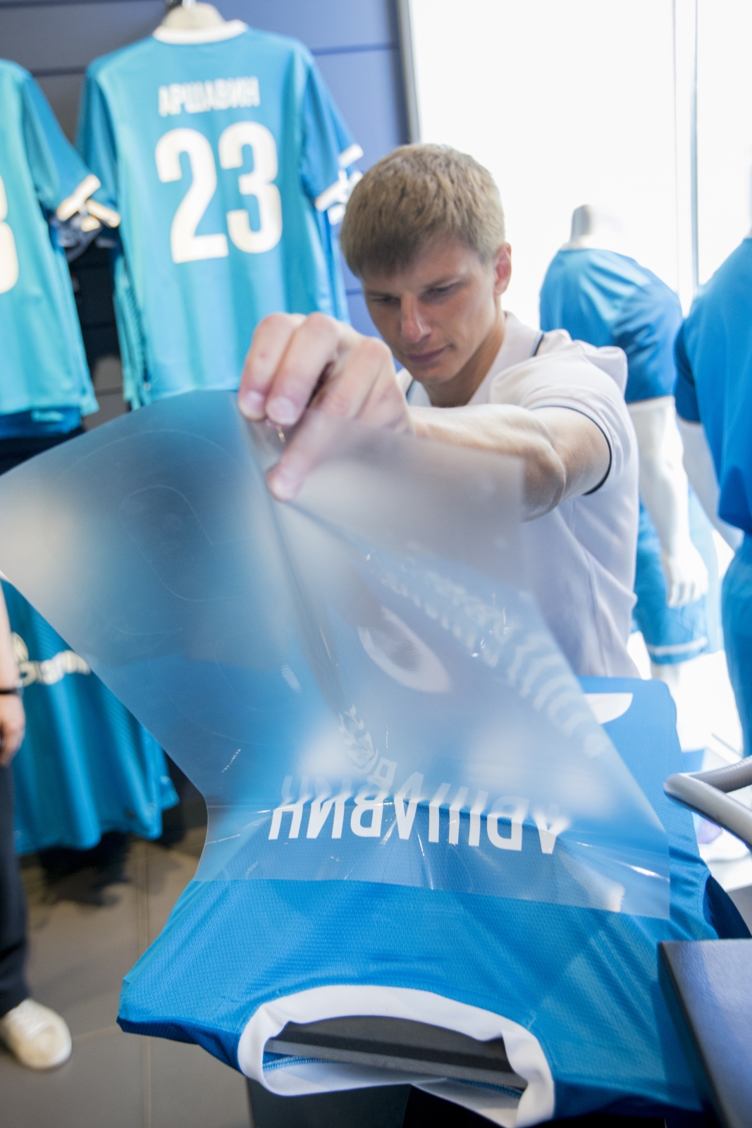 ФК «Зенит» официально презентовал новичков