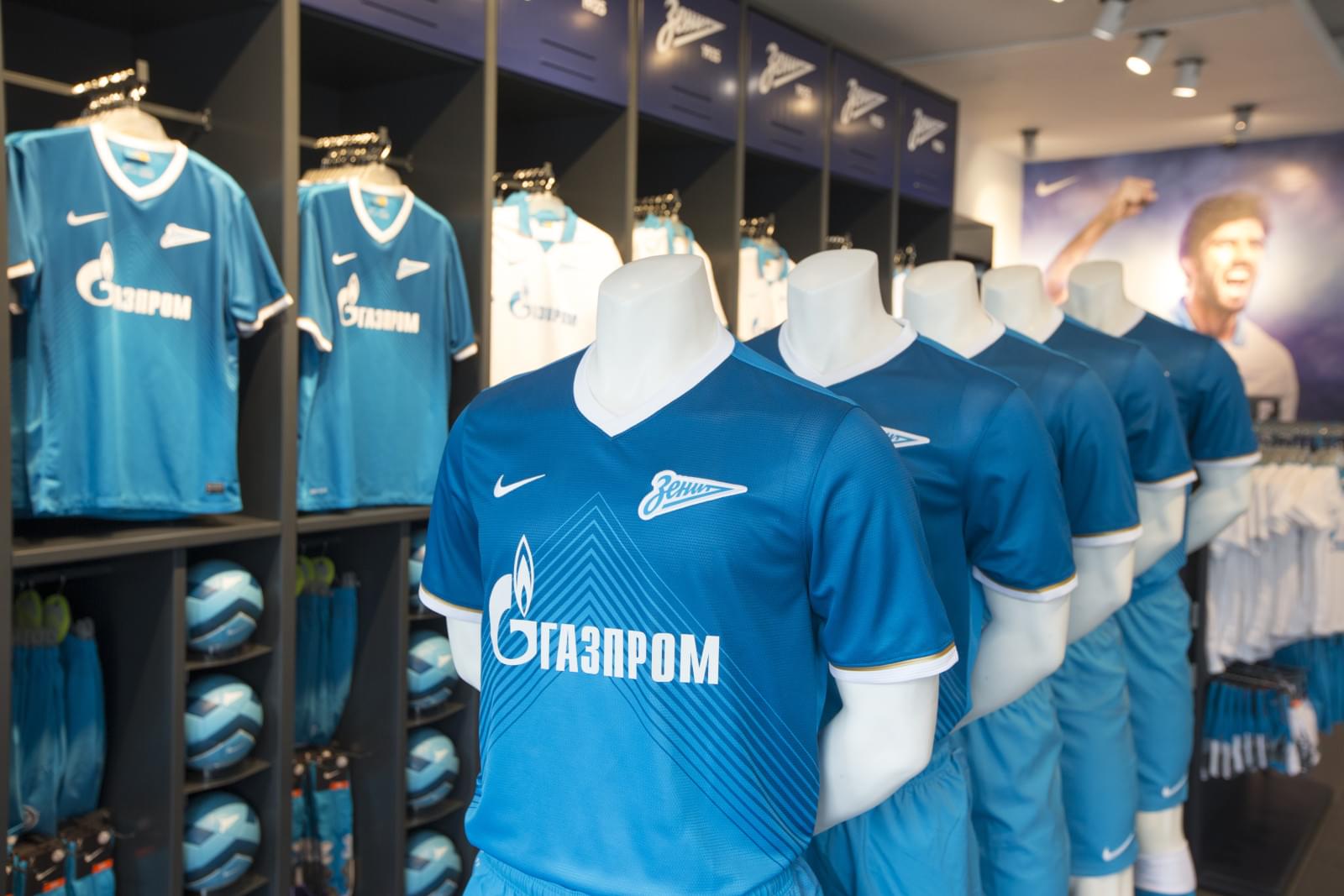 ФК «Зенит» официально презентовал новичков