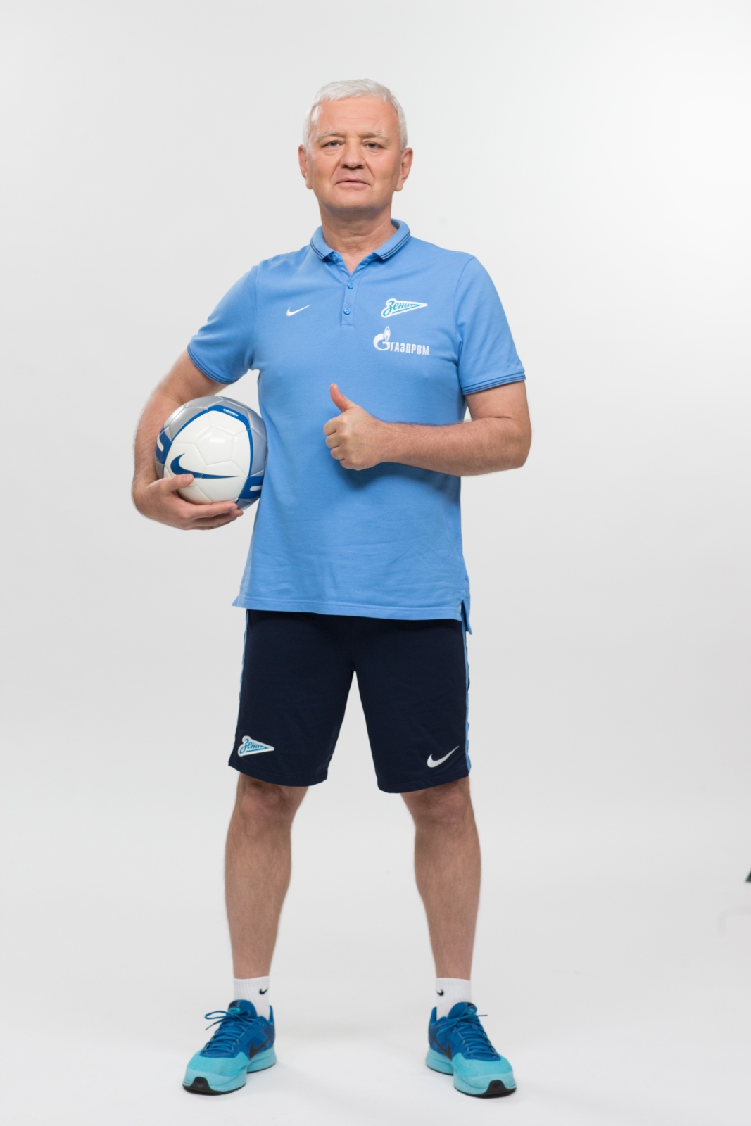 Фотосессия футболистов и тренеров основного состава ФК «Зенит» сезона 2014/2015