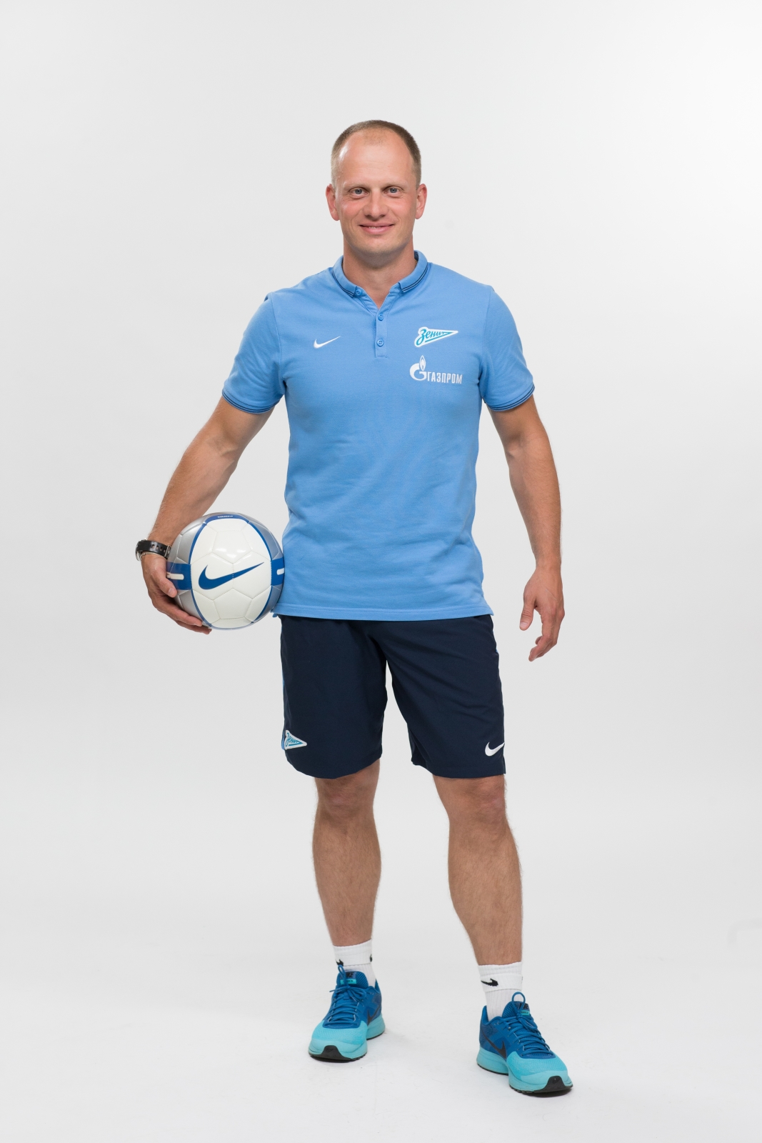 Фотосессия футболистов и тренеров основного состава ФК «Зенит» сезона 2014/2015