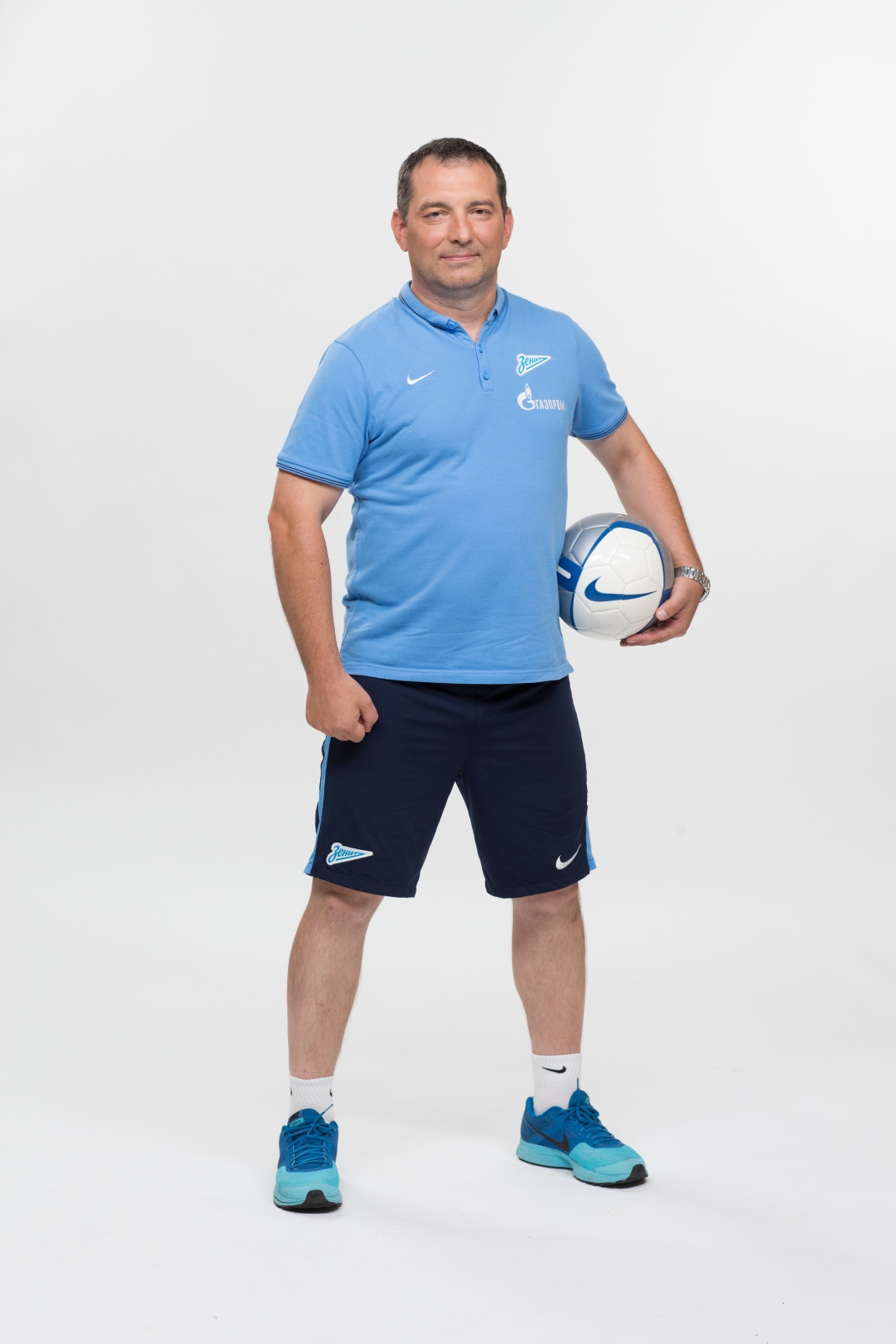 Фотосессия футболистов и тренеров основного состава ФК «Зенит» сезона 2014/2015