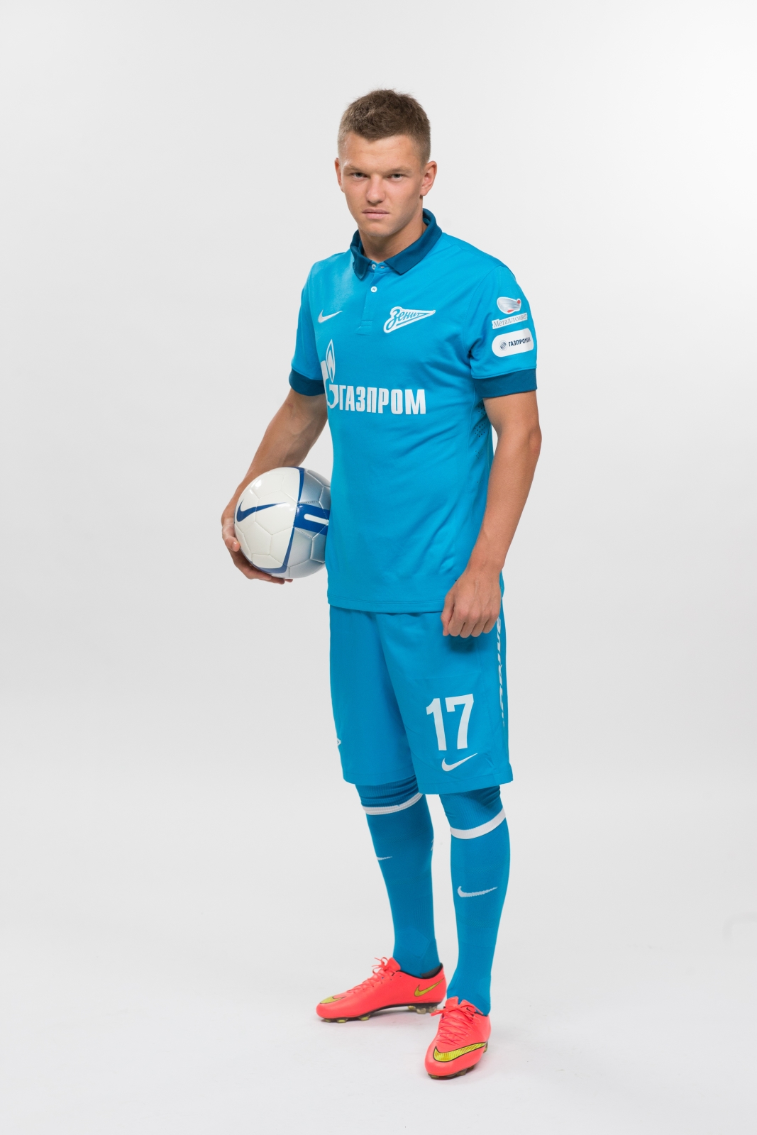 Фотосессия футболистов и тренеров основного состава ФК «Зенит» сезона 2014/2015