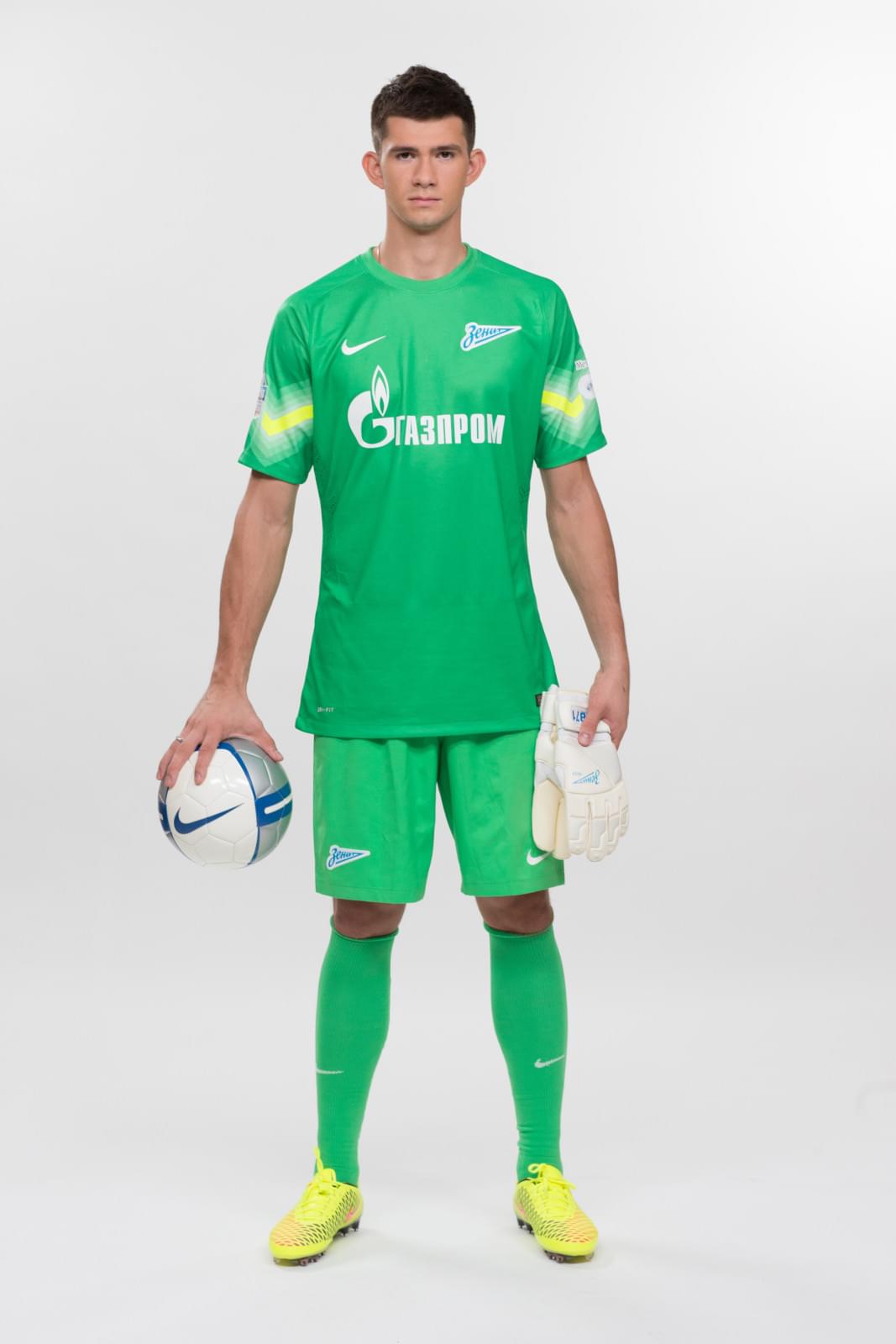 Фотосессия футболистов и тренеров основного состава ФК «Зенит» сезона 2014/2015