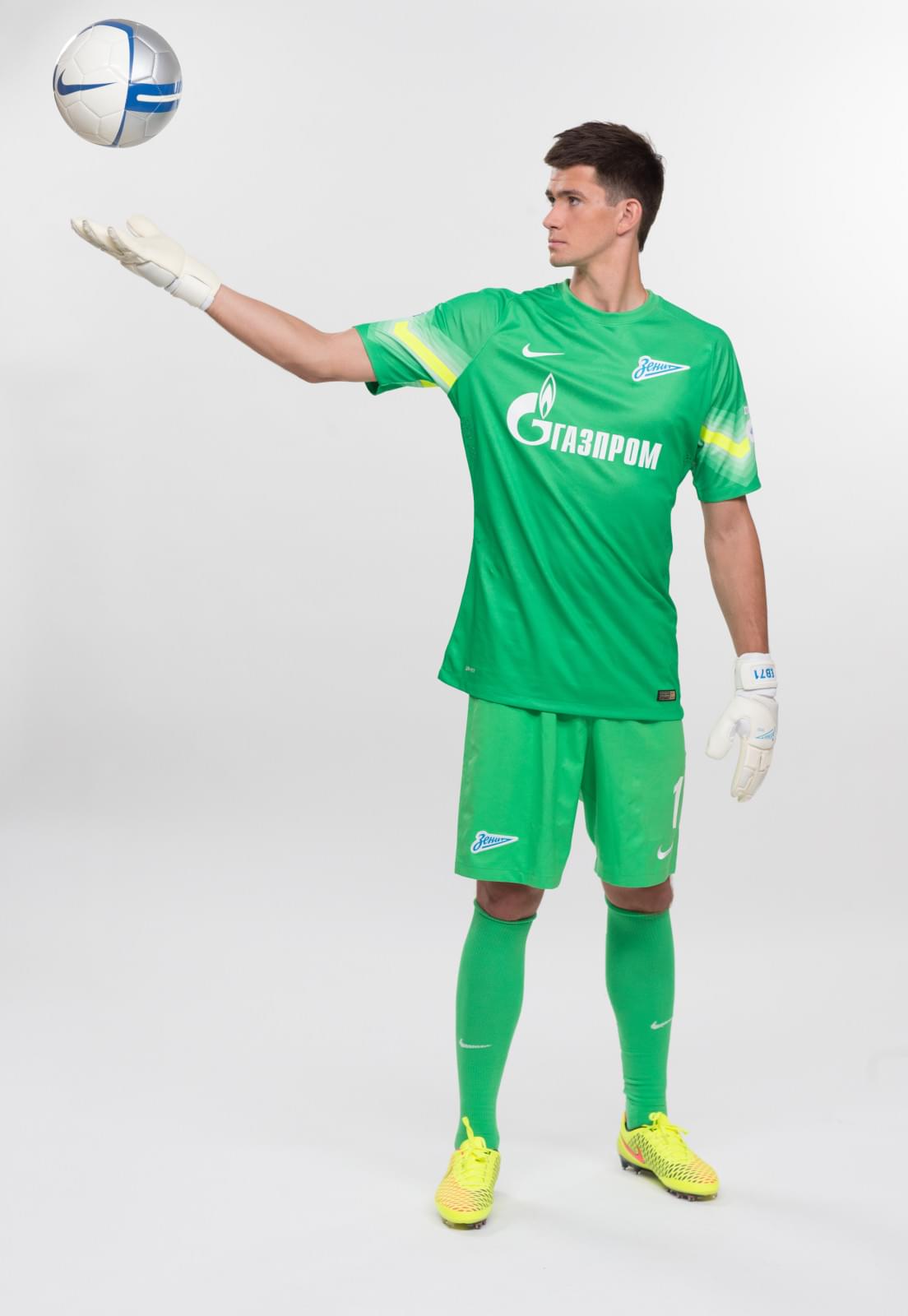 Фотосессия футболистов и тренеров основного состава ФК «Зенит» сезона 2014/2015