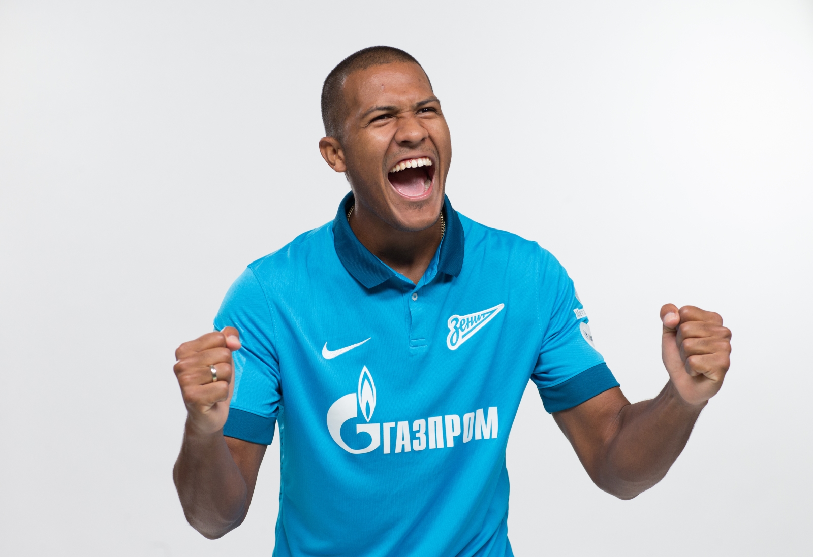 Фотосессия футболистов и тренеров основного состава ФК «Зенит» сезона 2014/2015