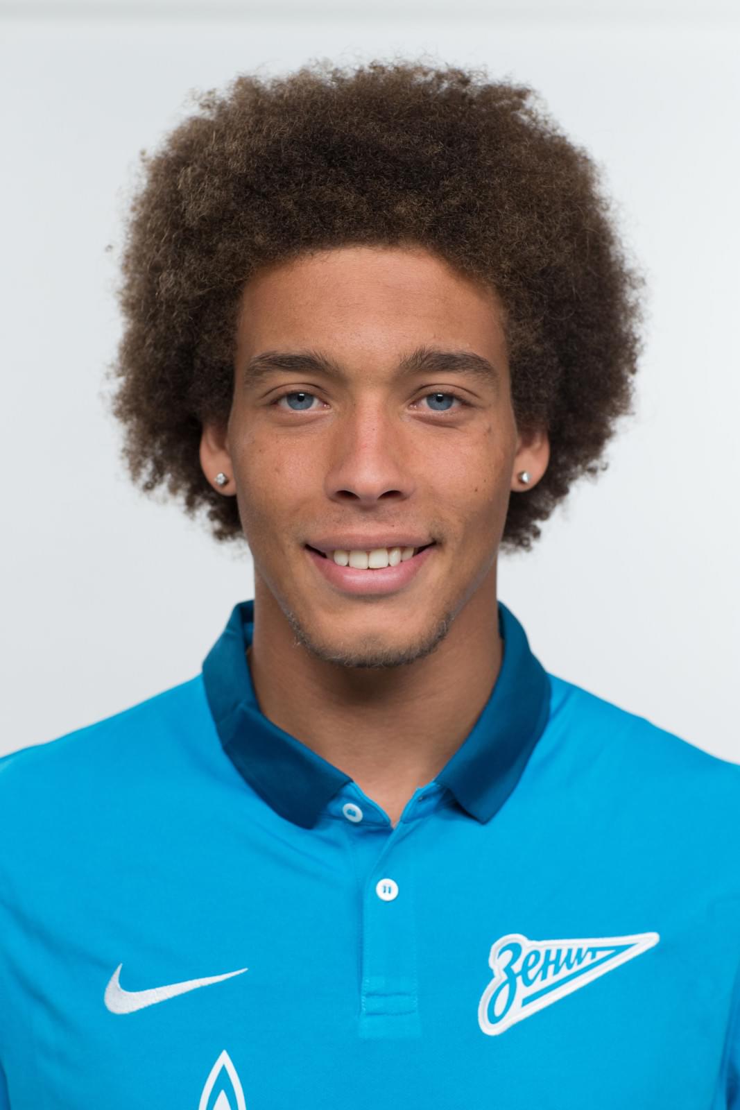 Фотосессия футболистов и тренеров основного состава ФК «Зенит» сезона 2014/2015