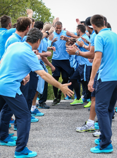 Утренняя предыгровая прогулка команды: фоторепортаж из Лиссабона