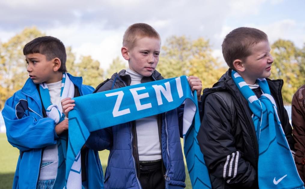 Слабовидящие дети вывели игроков «Зенита»  на матче  «Зенит» — «Спартак»