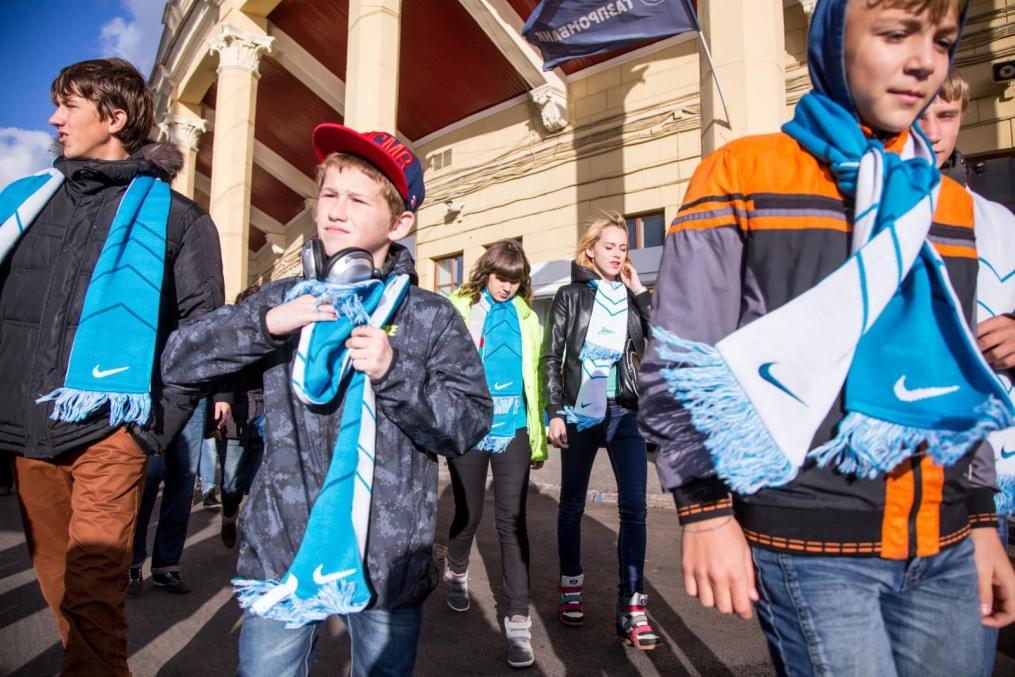 Слабовидящие дети вывели игроков «Зенита»  на матче  «Зенит» — «Спартак»