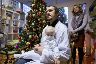 «Новогодний рейс» сине-бело-голубых: фоторепортаж из Городской клинической больницы № 31