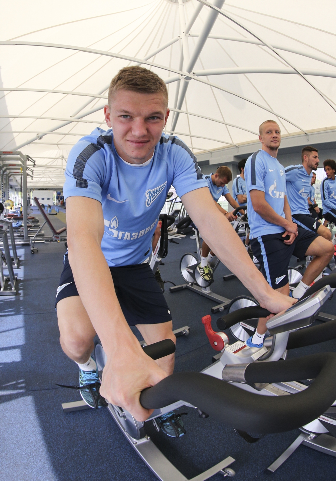 Сборы в Катаре: 17 января, утренняя тренировка