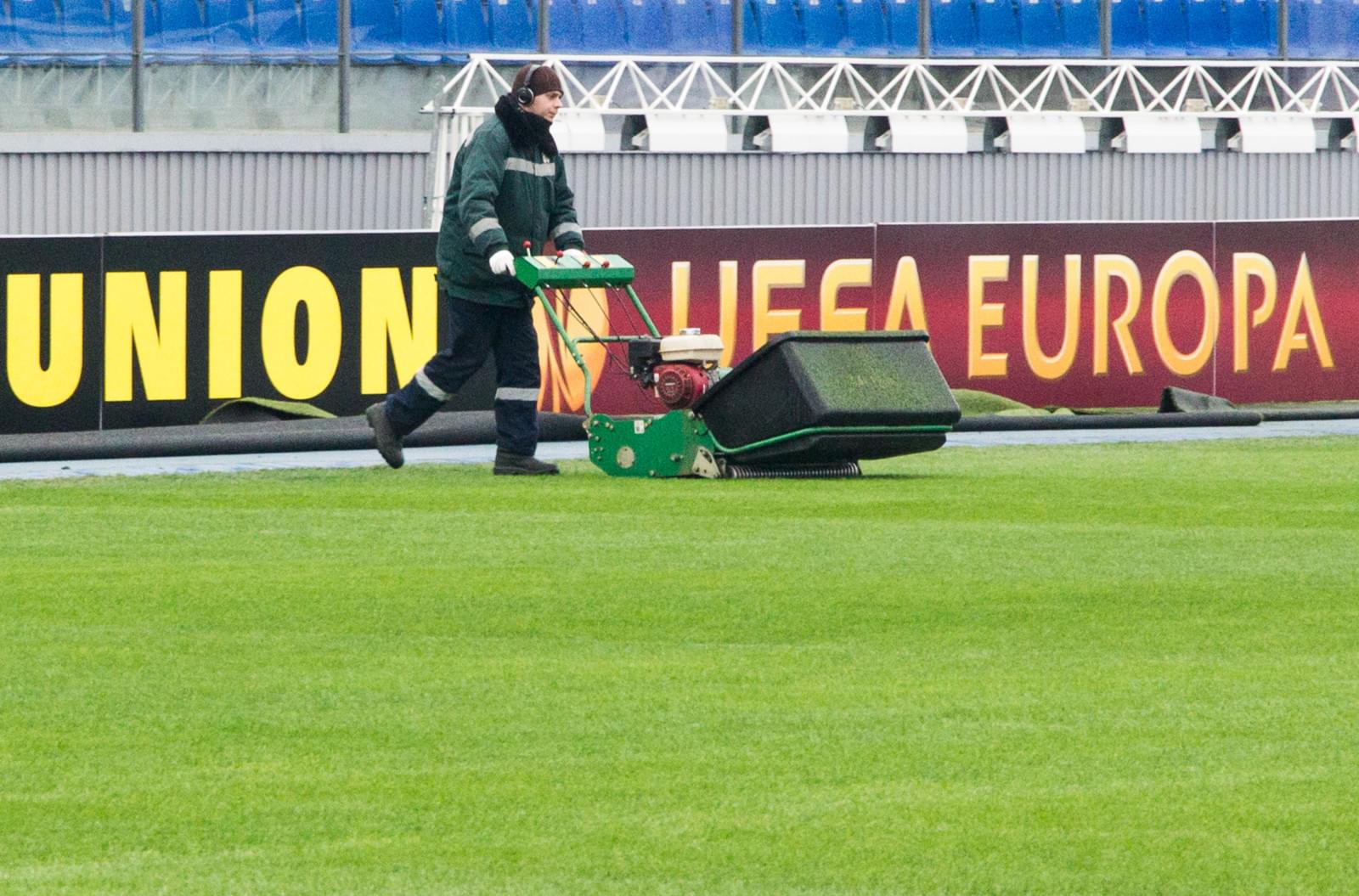 Стадион «Петровский» накануне матча Лиги Европы УЕФА, ПСВ — «Зенит»