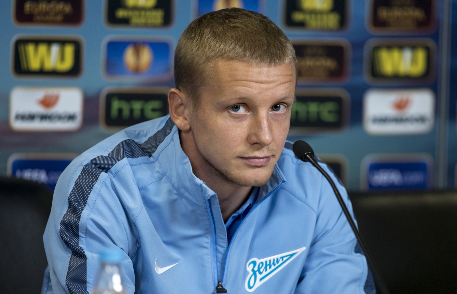 Игорь Смольников на пресс-брифинге перед матчем Лиги Европы УЕФА, 1/16 финала, «Зенит» — ПСВ