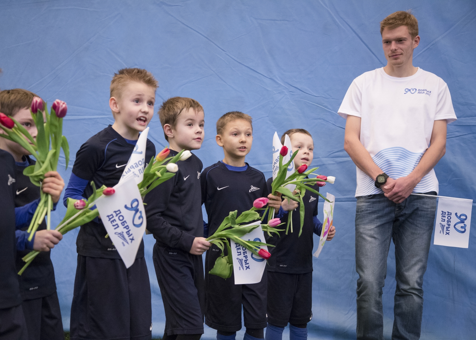 Воспитанники Академии «Зенита» поздравили мам с праздником 8 Марта