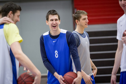 Тренировка осносного состава  БК «Зенит»