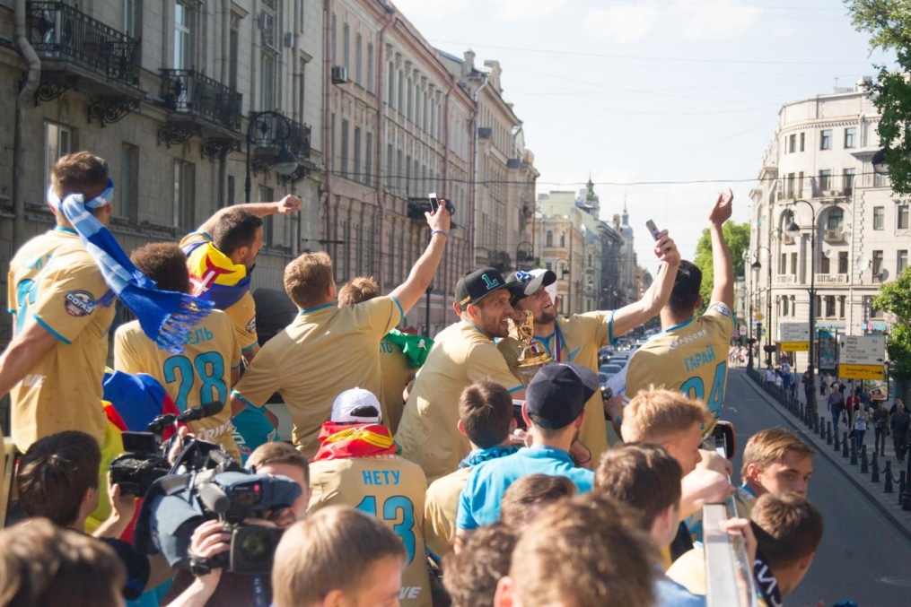 Чемпионский проезд команды «Зенит»