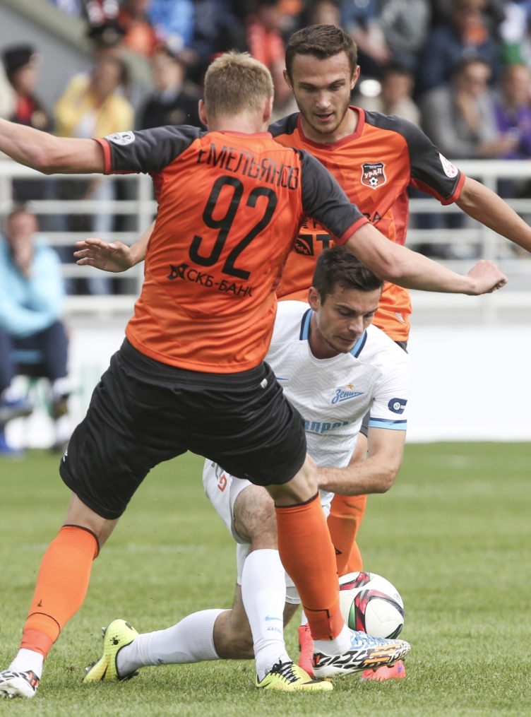 Чемпионат России 2015/16, «Урал» — «Зенит»