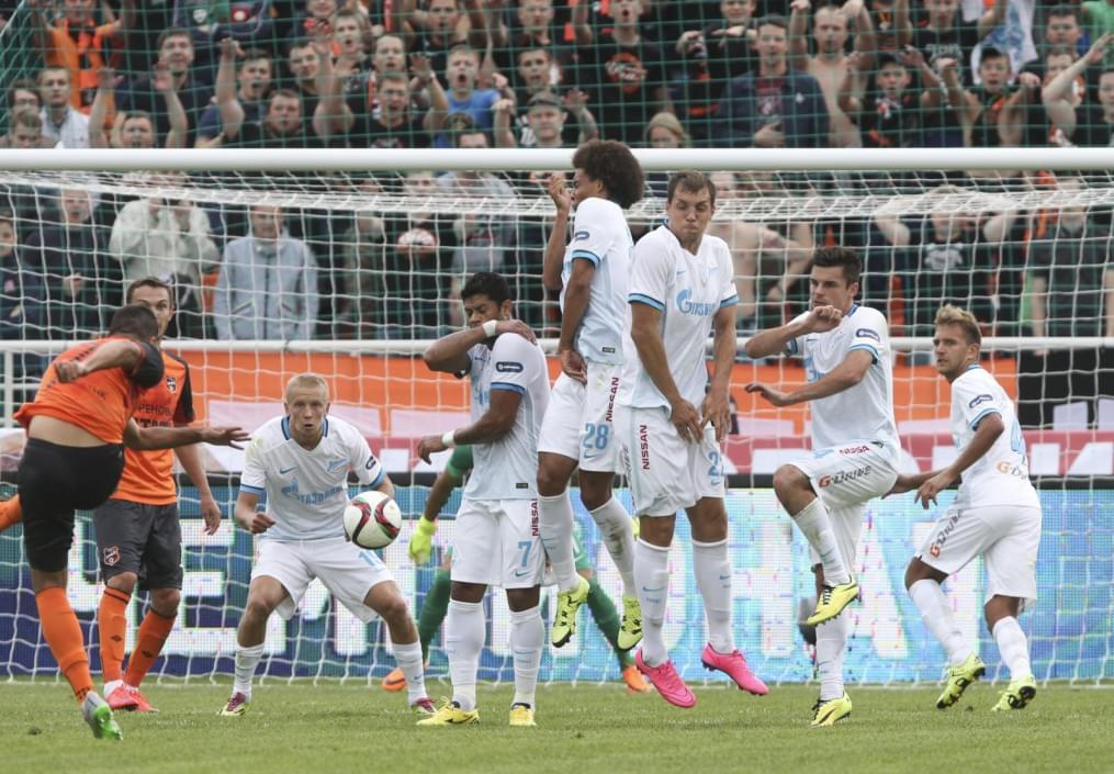 Чемпионат России 2015/16, «Урал» — «Зенит»