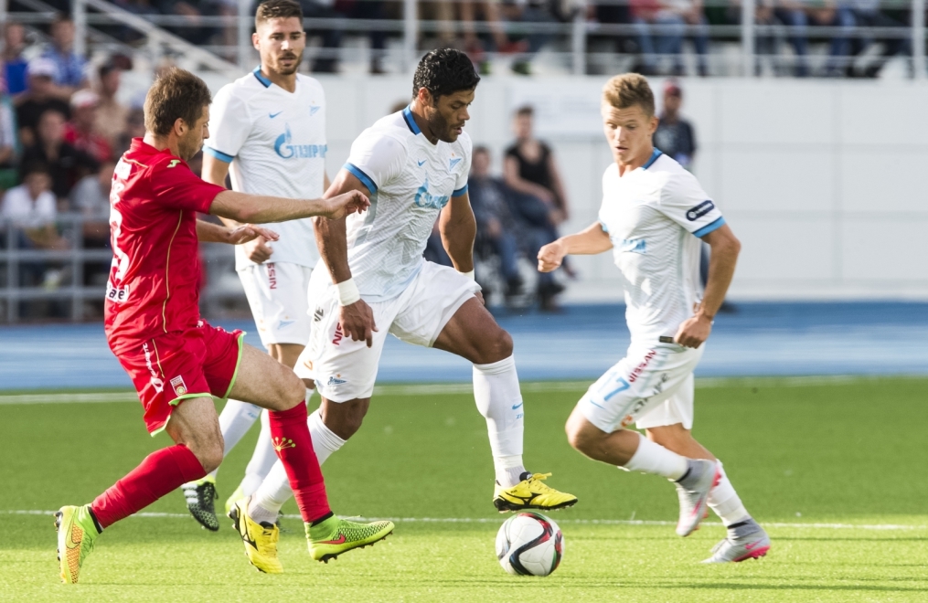 Чемпионат России 2015/2016, «Уфа» — «Зенит»